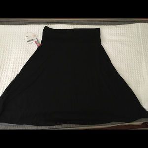 Black Lularoe Azure skirt
